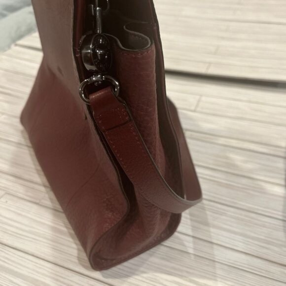 Vince Camuto Large Leather Tote Bag Women's Crossbody‎ Strap Beck Cinnabar - Picture 5 of 15